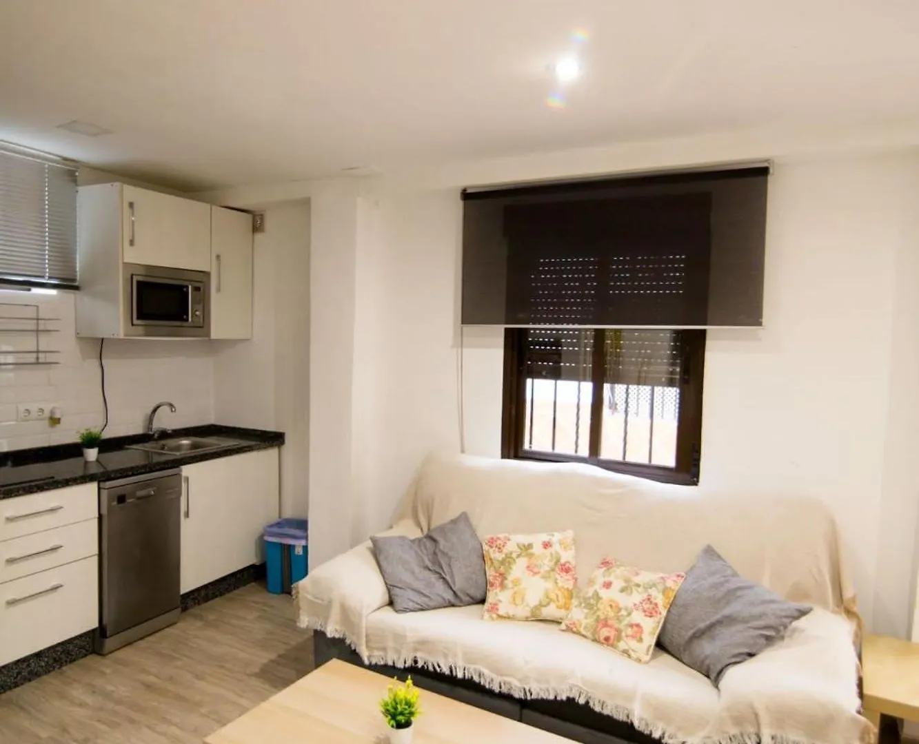 Apartamento La Muralla & Casco Historico Cordoba Apartment