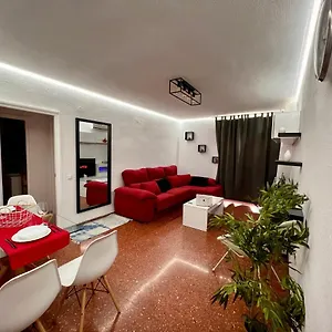 Amplio Familiar Con Parking Privado En Pleno Centro De Apartamento
