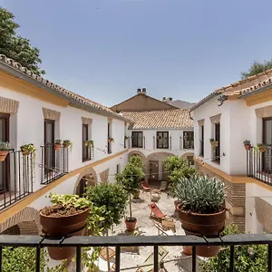 Libere Patio Santa Marta Hostel